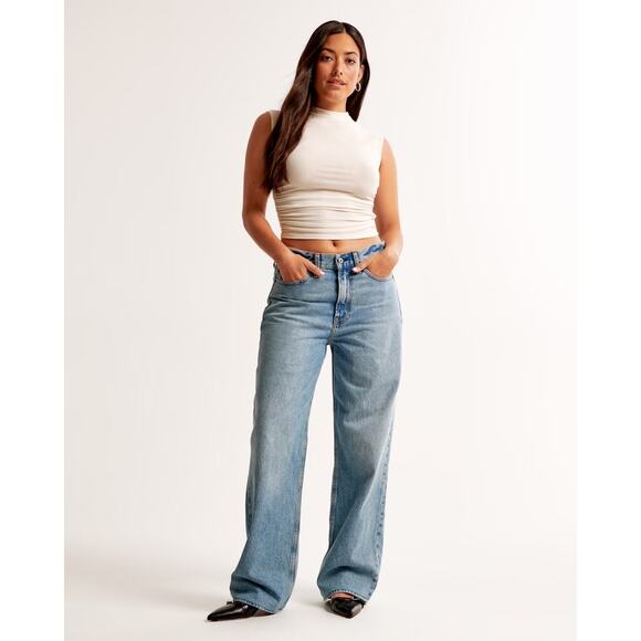 Abercrombie & Fitch Mid Rise Slouchy Plus Size Jeans Size 34/18 Denim - Picture 1 of 7